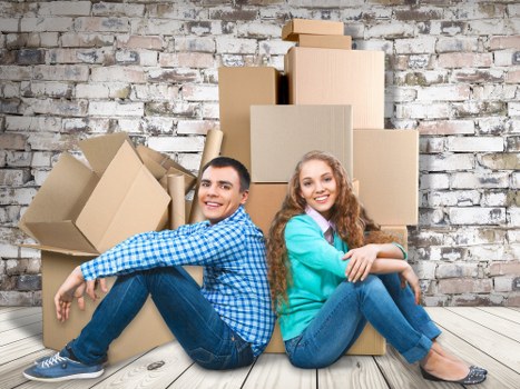 Local removal truck hire service for flats and businesses in Soho